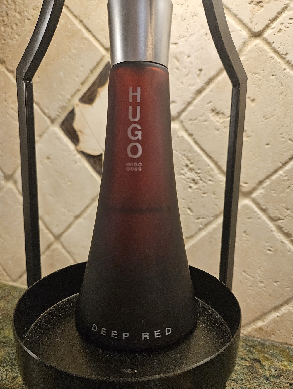 Hugo Boss Deep Red Eua De Parfume 3. Oz - Picture 2 of 3